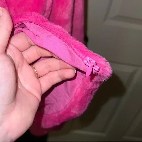See And Be Seen Pink Faux Fur Jacket - Picture 6 of 15